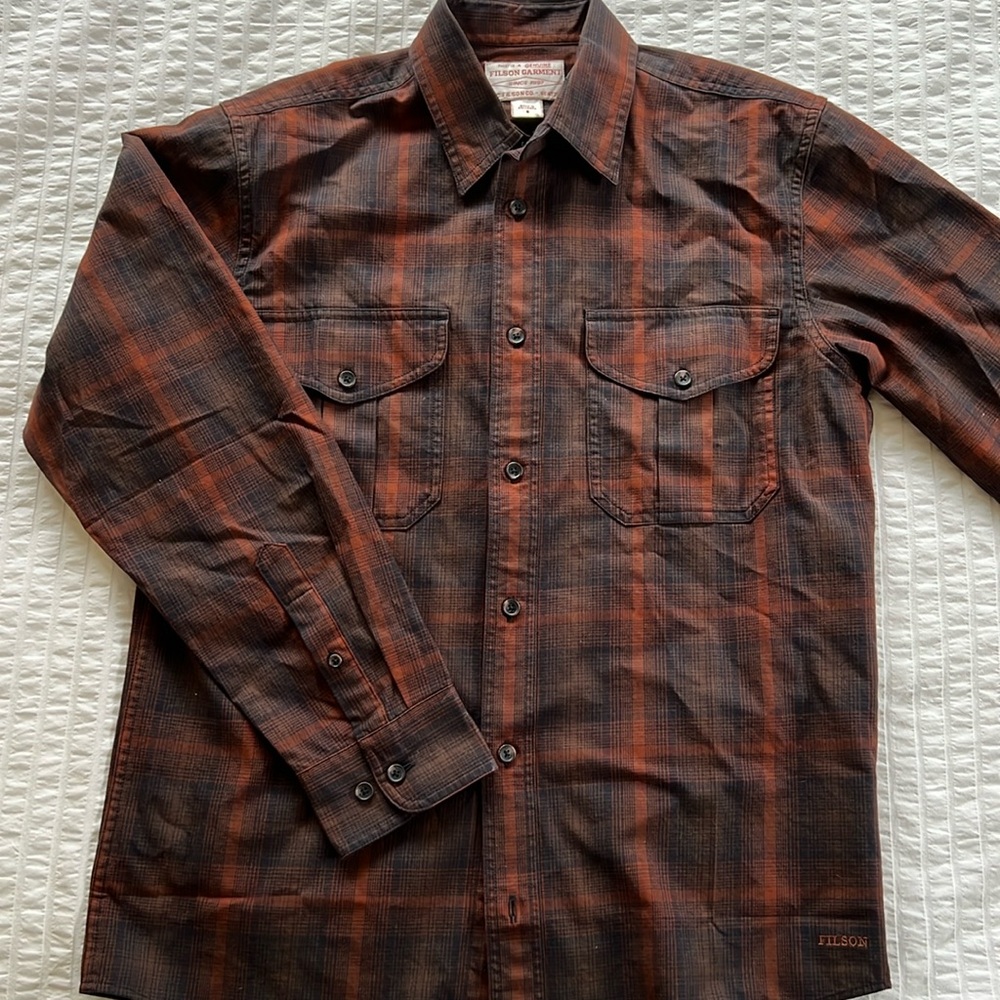 Filson button-down plaid shirt size small